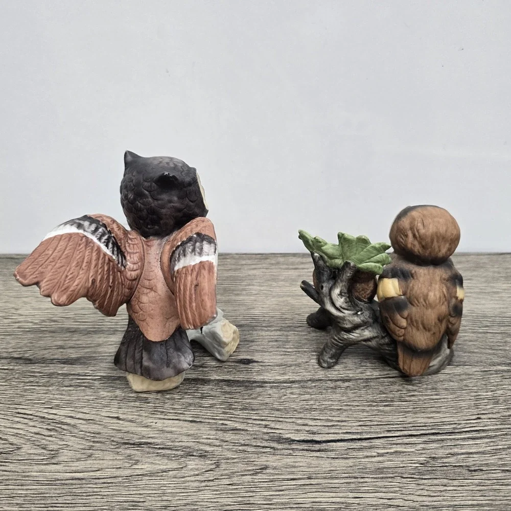 Vintage Owl Figurines Lot Of 2‎  Porcelain Korea Owl Collectors Baby Birds